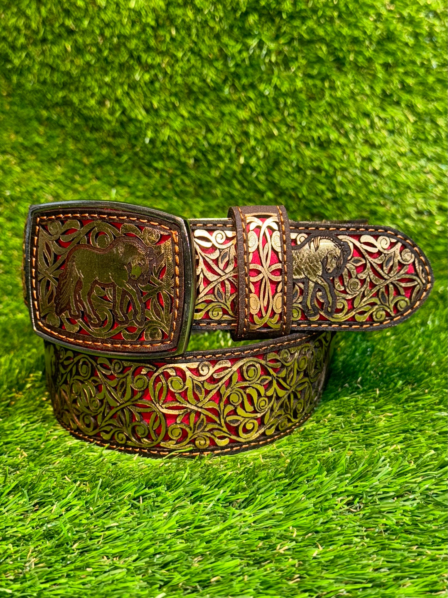 Cinto Corte Lazer Oro Diseno Caballo