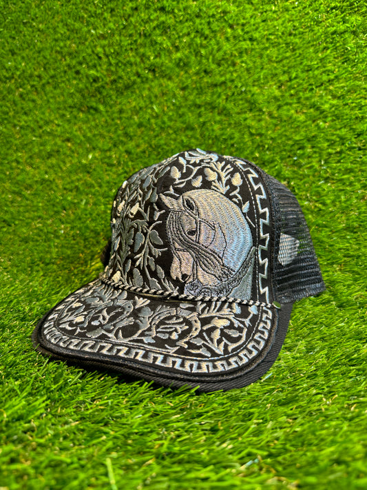 Gorra Metallica DE Caballo | Metallic Threading Horse Hat